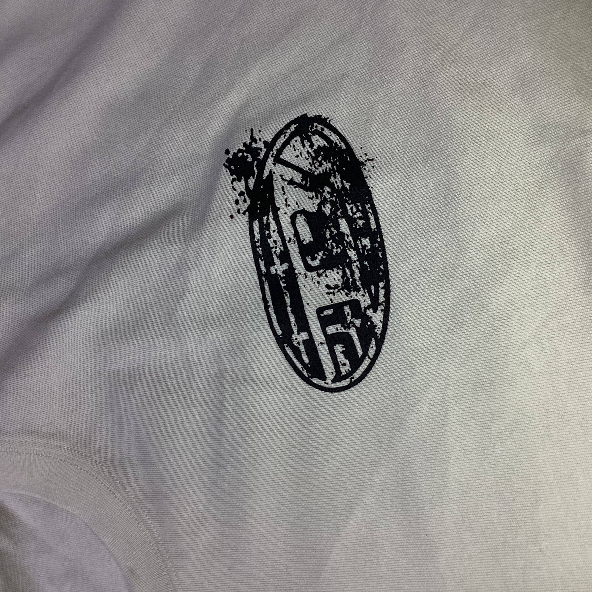 Foto 2 de CAMISA OVERSIZED DIESEL