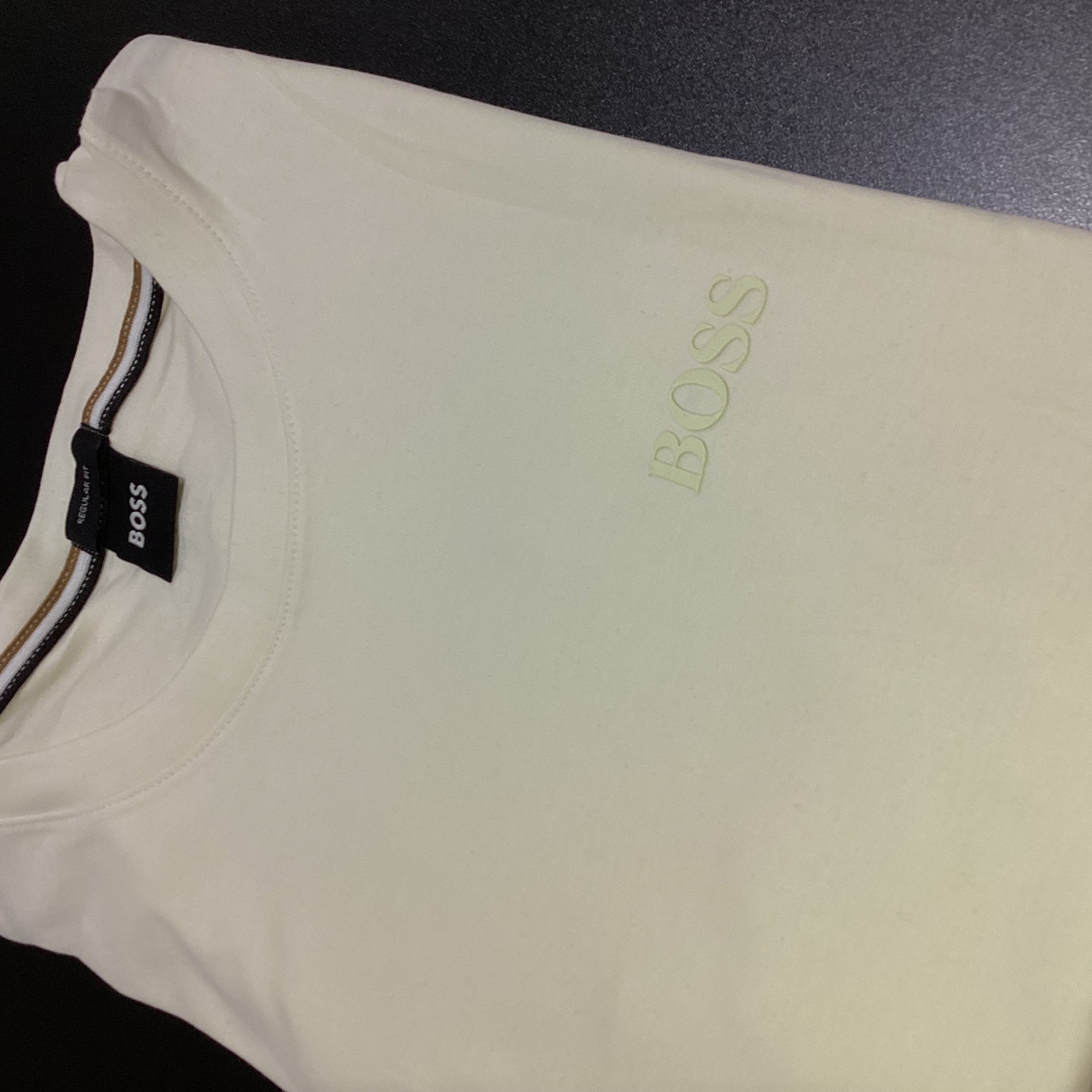 Foto 2 de CAMISA PIMA HUGO BOSS