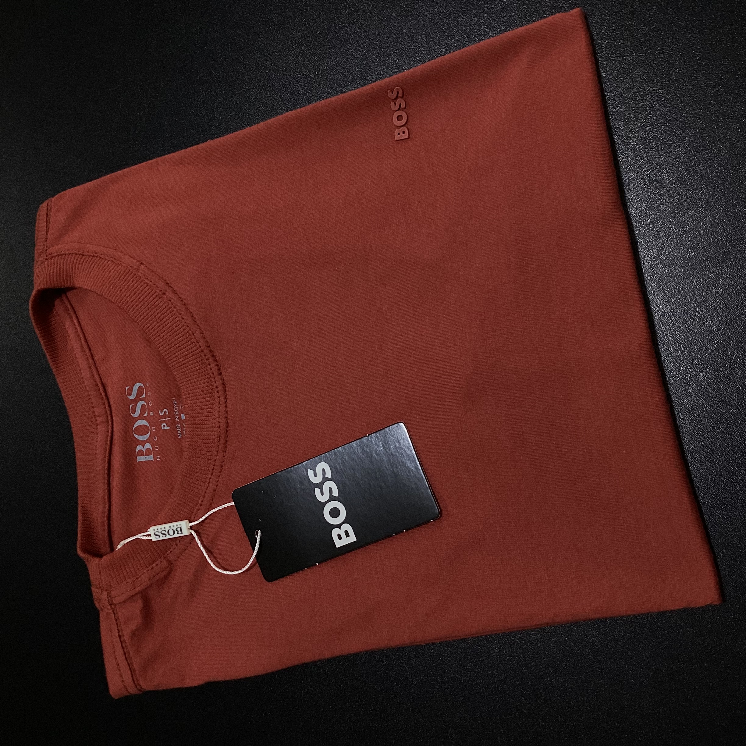 a CAMISA PERUANA BÁSICA HUGO BOSS