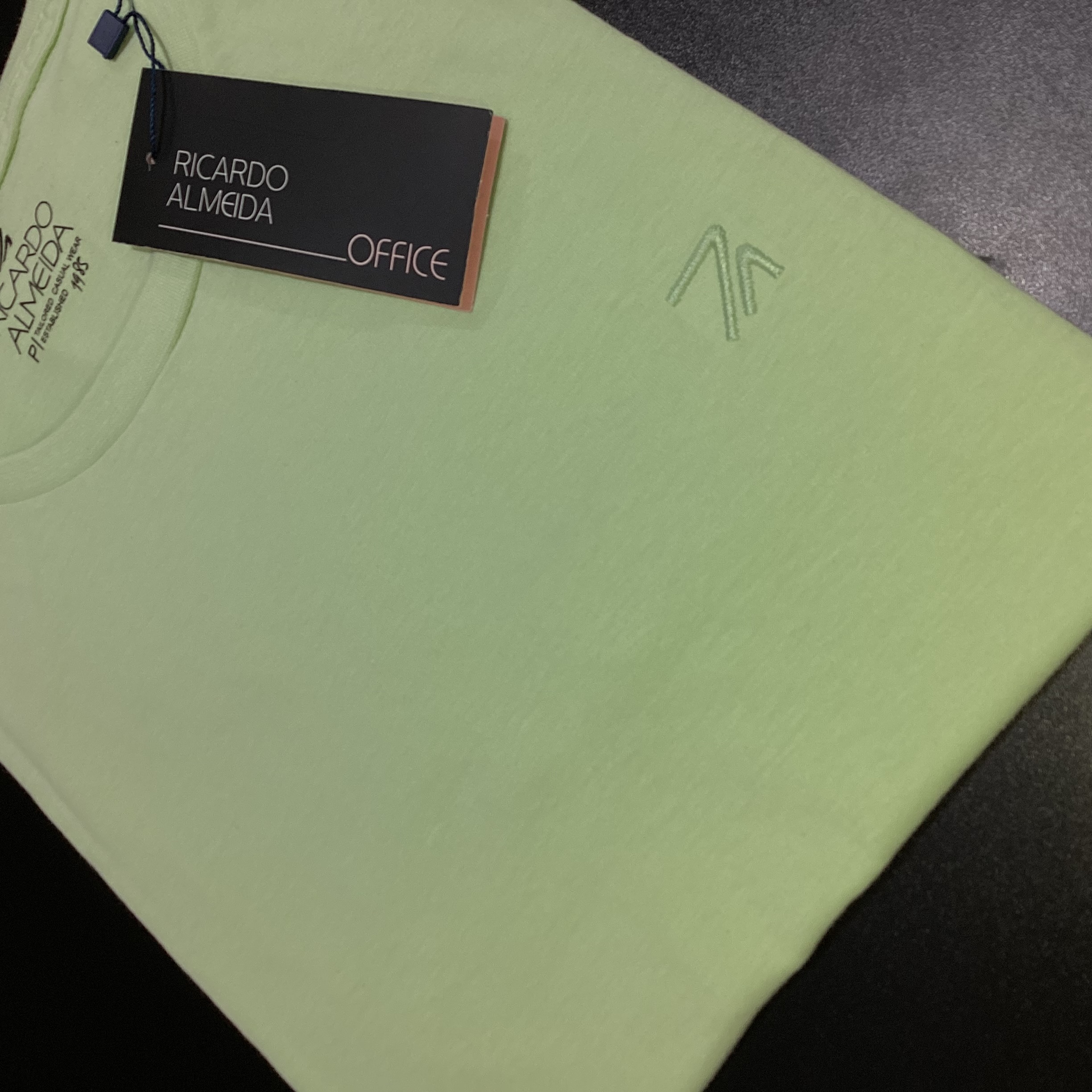 Foto 2 de CAMISA PERUANA BÁSICA RICARDO ALMEIDA