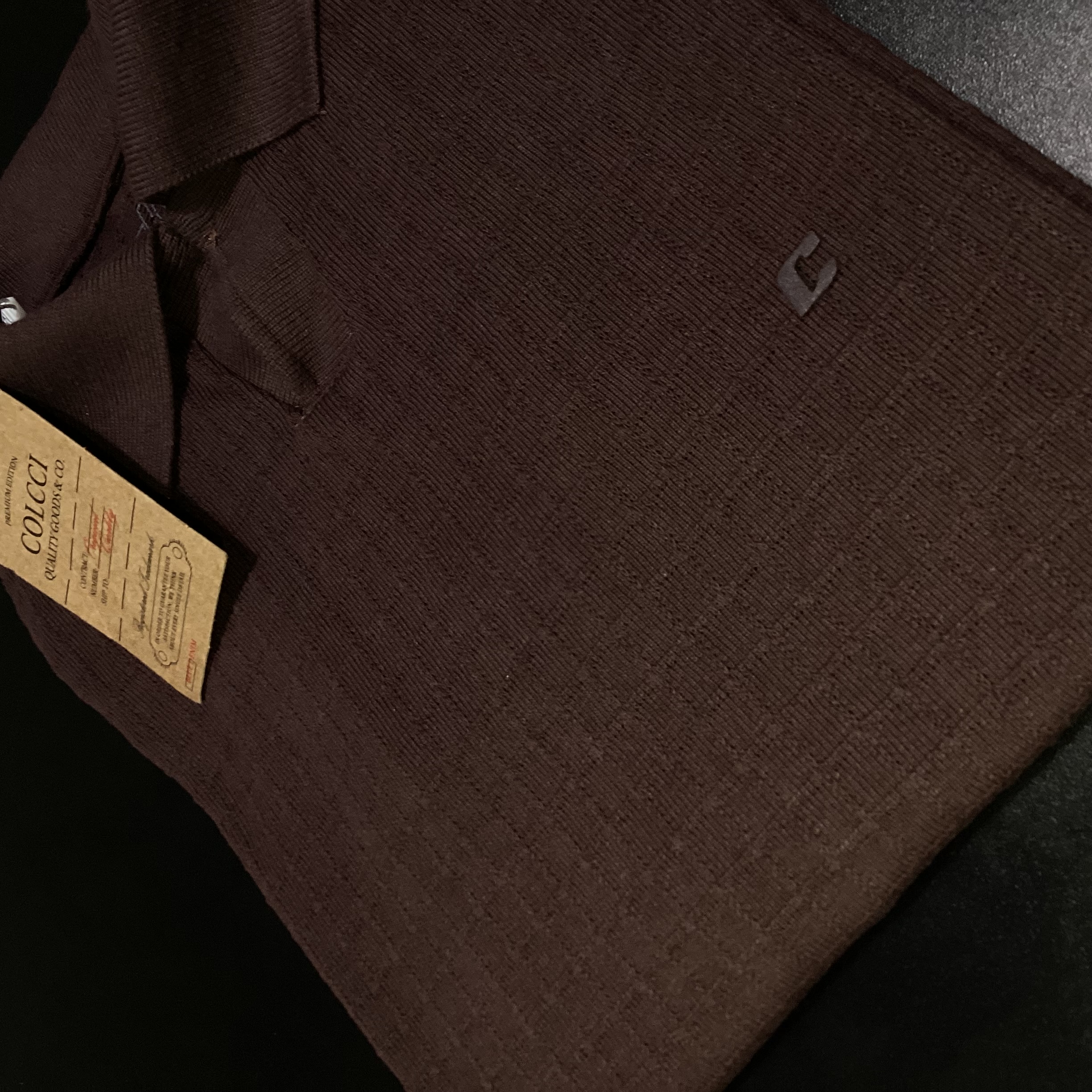 Foto 2 de CAMISA POLO TEXTURIZADA GOLA V COLCCI