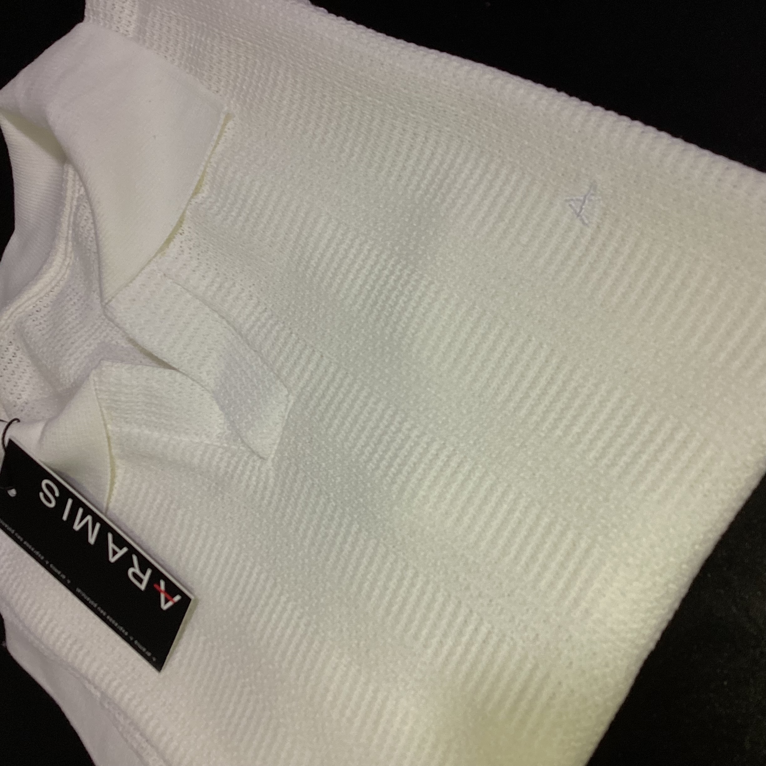 Foto 2 de CAMISA POLO GOLA V TEXTURIZADA ARAMIS