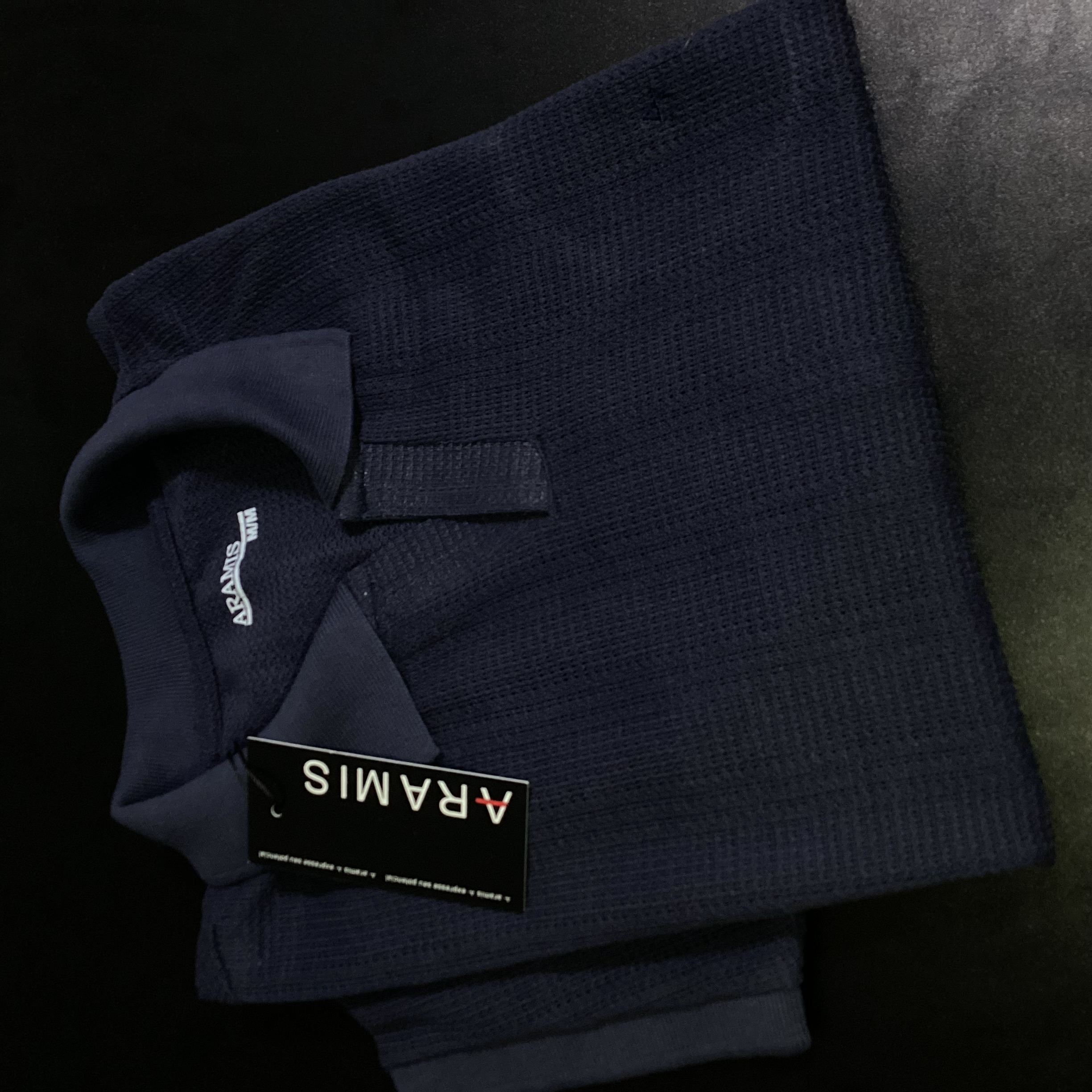 CAMISA POLO GOLA V TEXTURIZADA ARAMIS