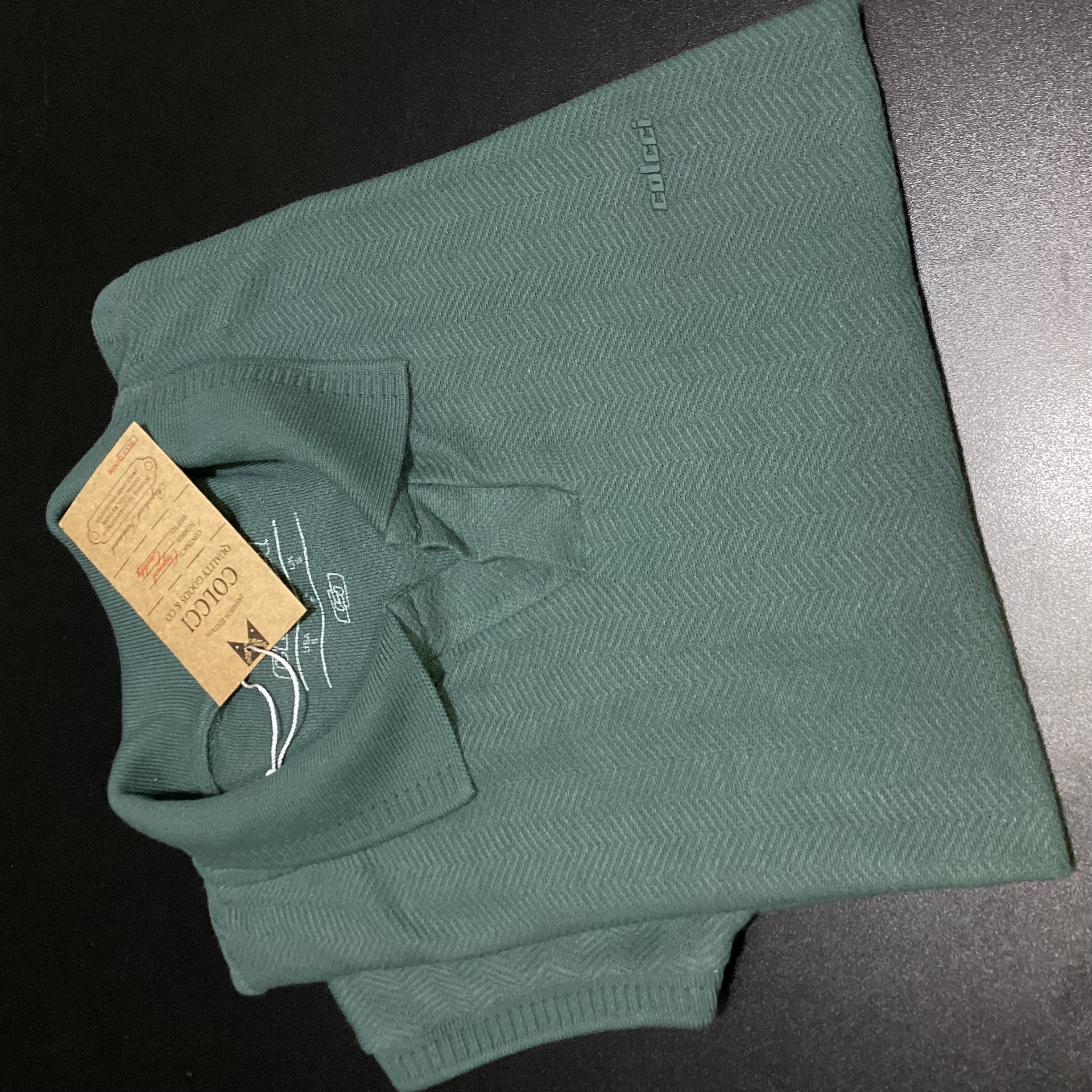 CAMISA POLO GOLA V TEXTURIZADA COLCCI