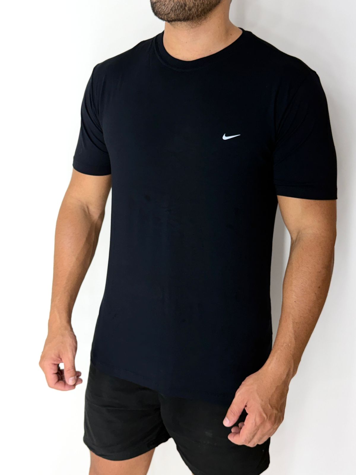 CAMISA TECNOLÓGICA NIKE