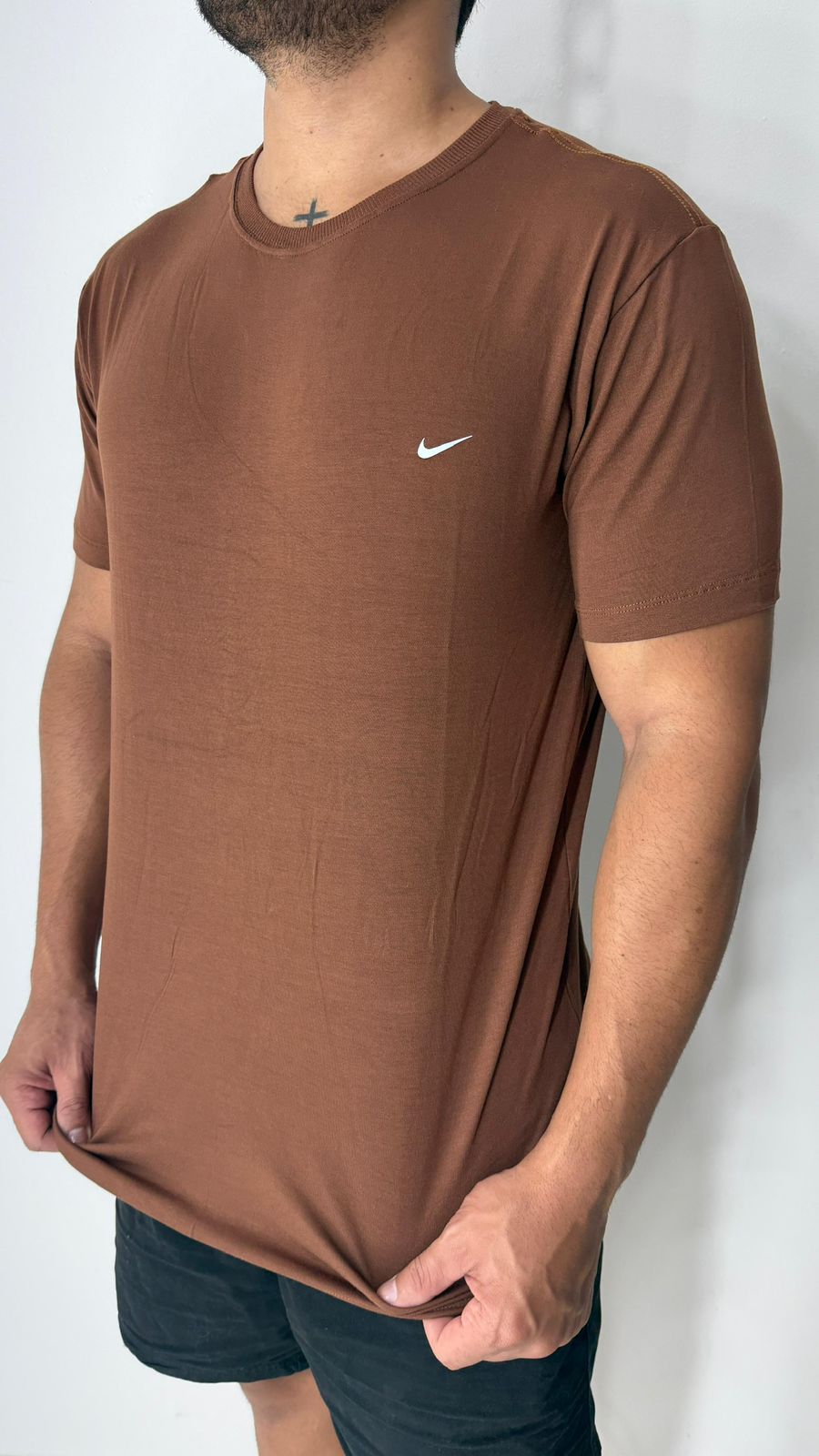 CAMISA TECNOLÓGICA NIKE